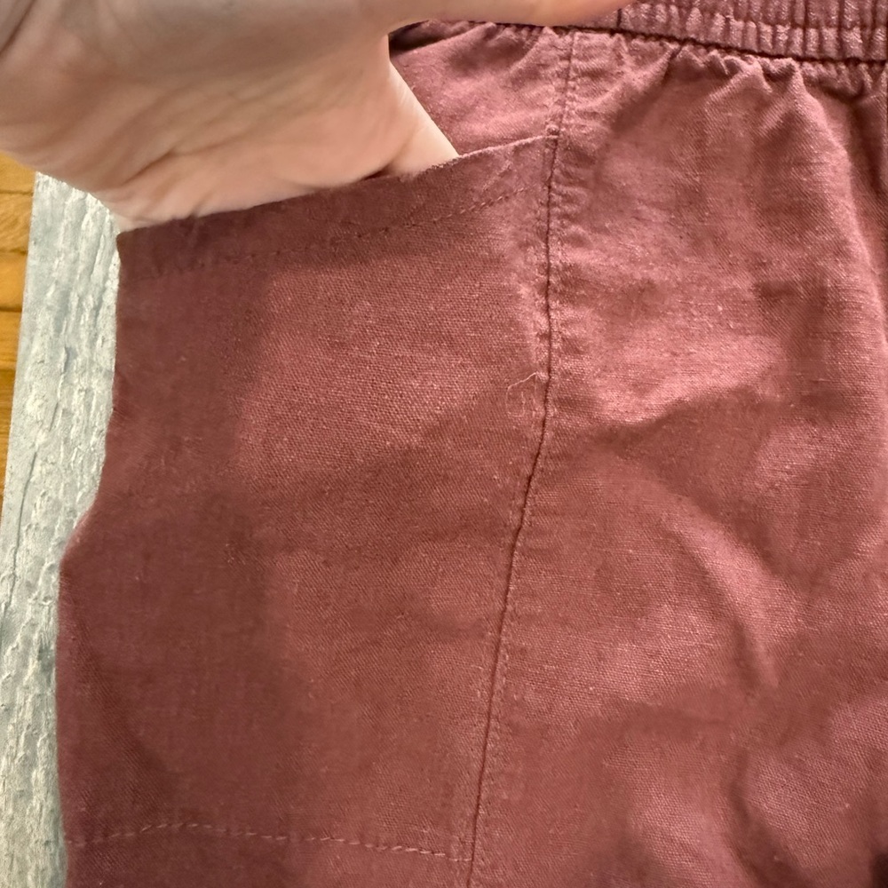 Old Navy Cropped Linen Pants Small EUC Sold Out Style!! - Picture 8 of 9
